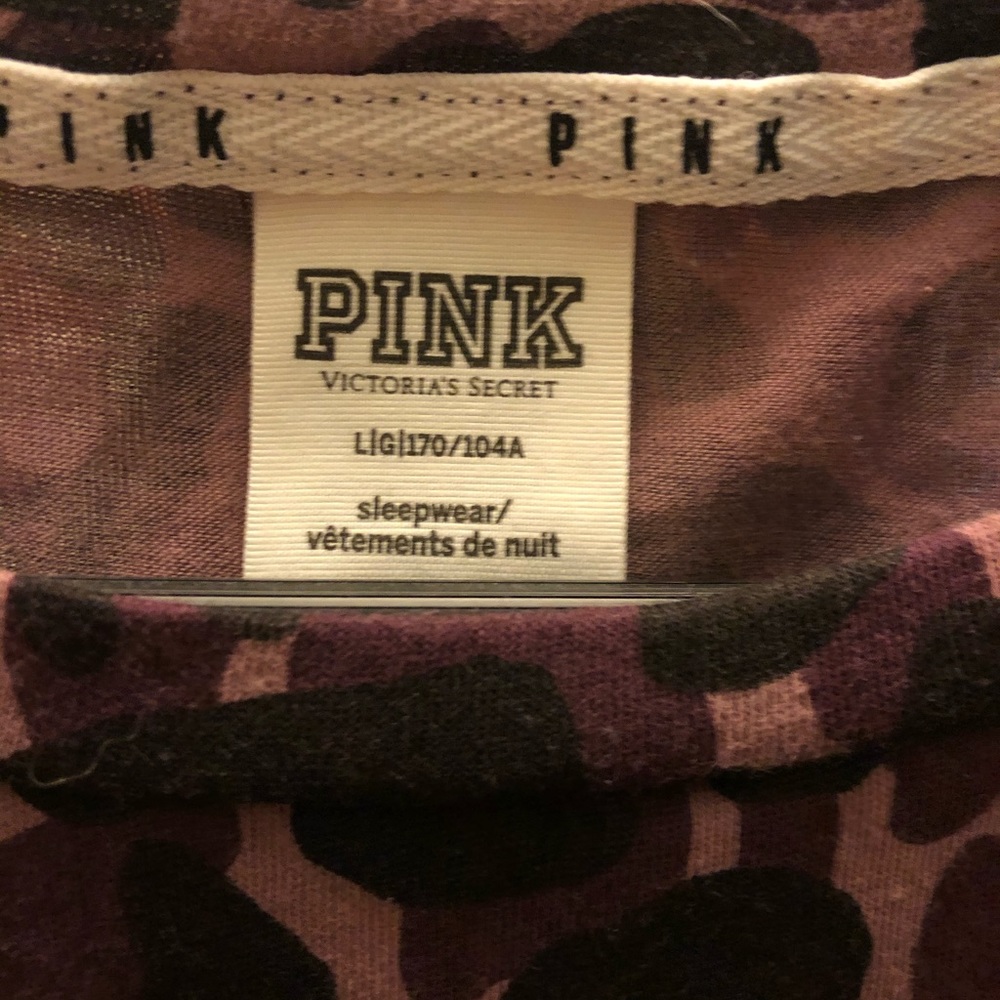 Tshirt- VS pink